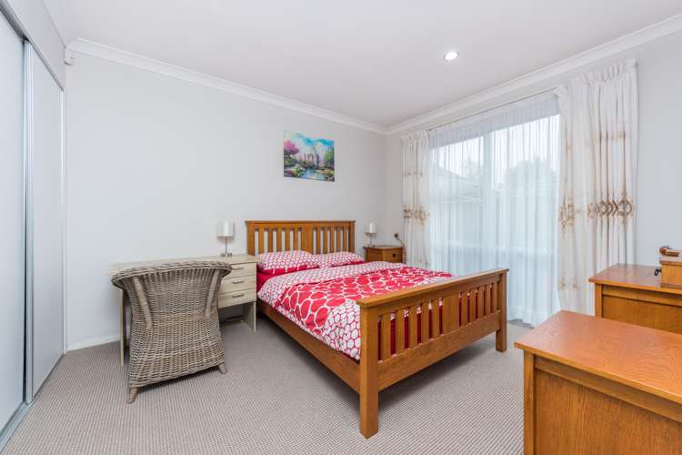 41 Salford Crescent Flat Bush_14