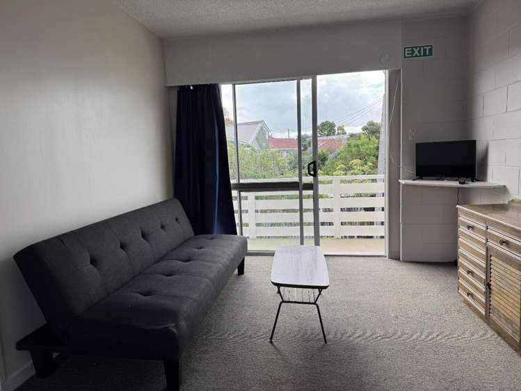 9/795 Heaphy Terrace 1055_1