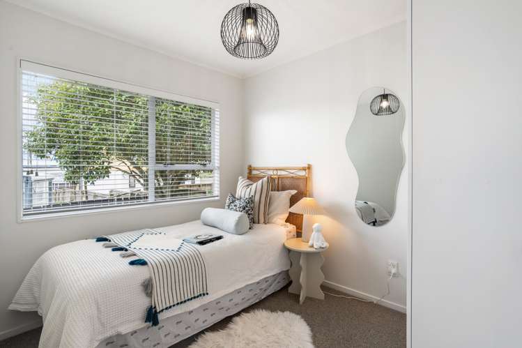30A Vodanovich Road Te Atatu South_12