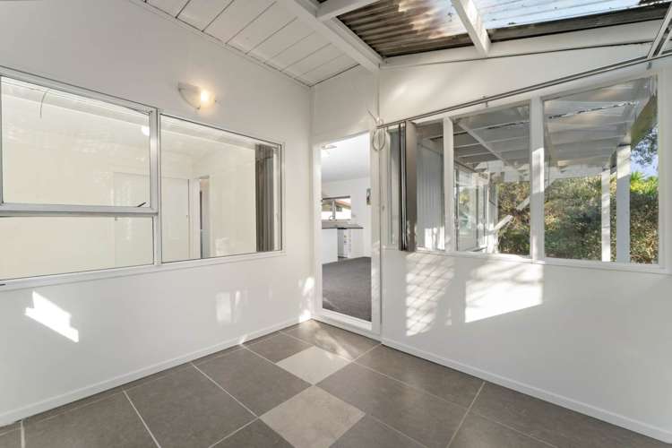 4/304 Great North Road Henderson_8