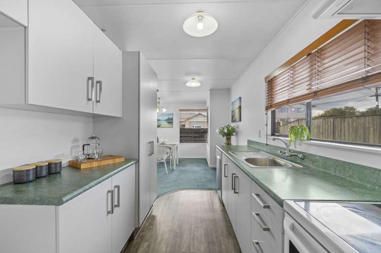 5 Brent Road Owhata_7