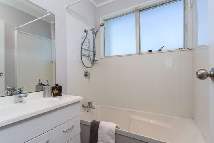 4/79 West Coast Road Glen Eden_12