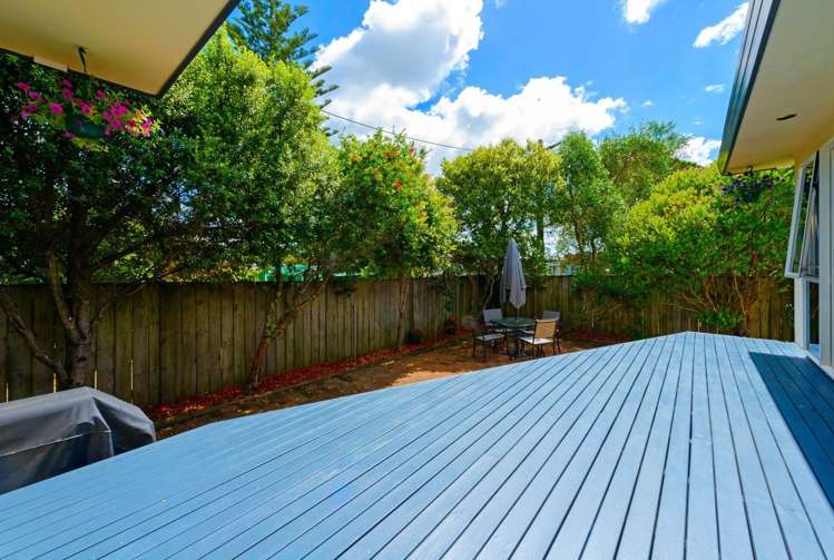 13a Flanshaw Road Te Atatu South_16