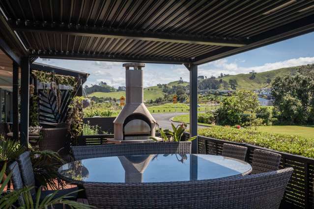 Family Home, Boat Shed & Self-contained Studio...