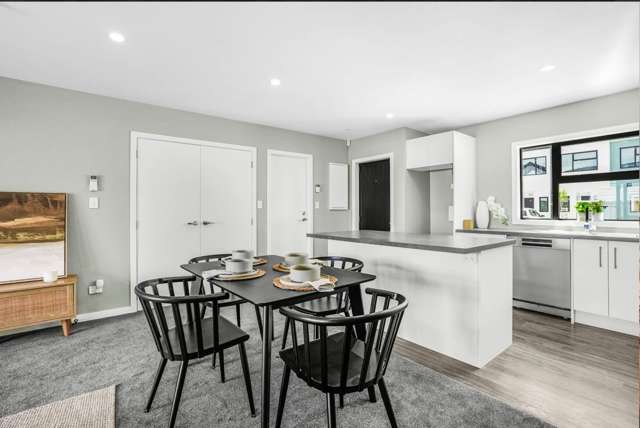 8/15 Brook Street Waiwhetu_3