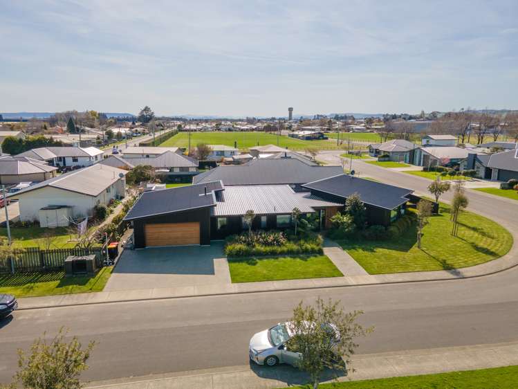 8 Talboys Drive Winton_21