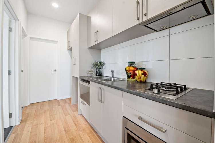 71 Westgate Drive Massey_17