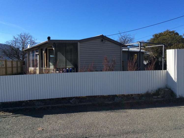 38 Buller Crescent Otematata_10