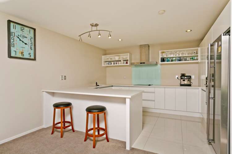 37 Northbrook Close Greenhithe_9