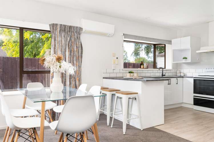 2/45 Reginald Street Burwood_6