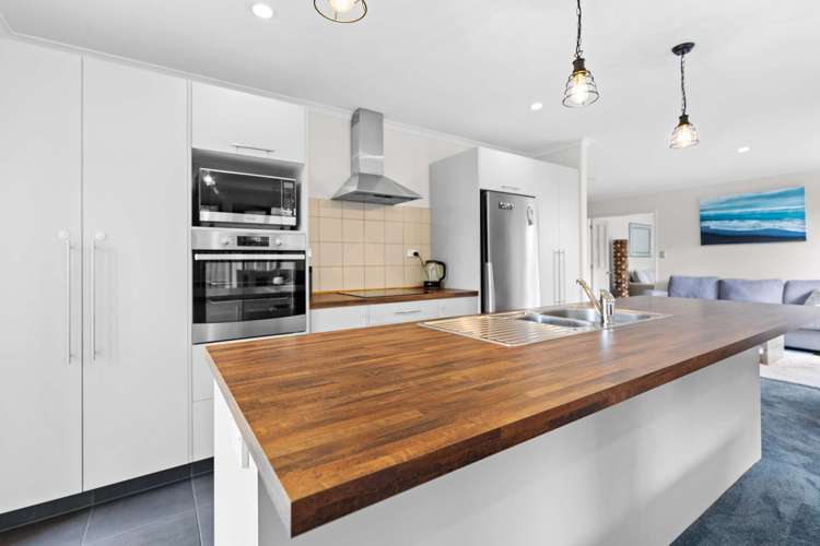 28 Seabreeze Place Papamoa_5