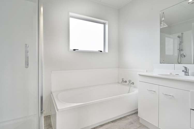 1015a Beatty Street Mayfair_7