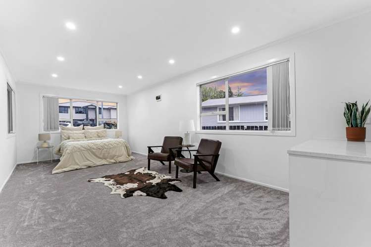 12 Ozich Avenue Te Atatu South_6