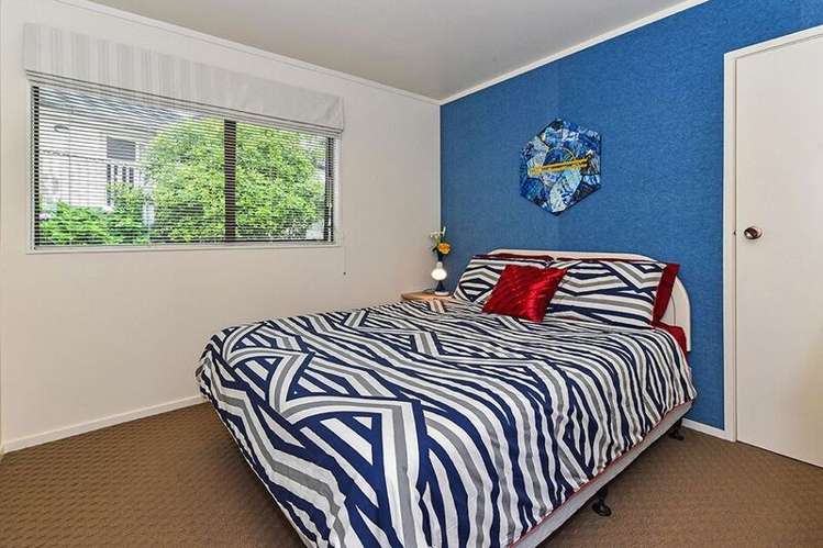 21 Ewhurst Place Goodwood Heights_14