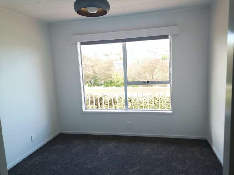 25 Dobell Road Stanmore Bay_15