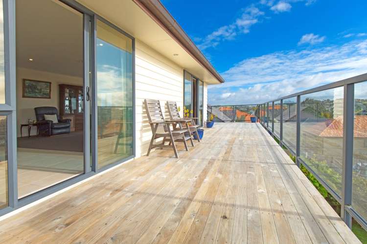 113 Alec Craig Way Gulf Harbour_8