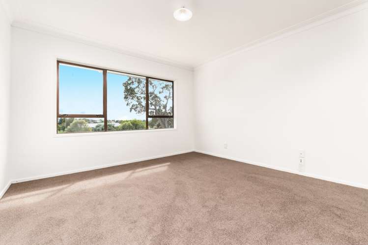 131 Mcleod Road Te Atatu South_13