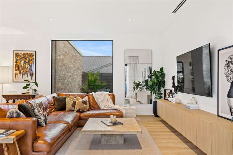 53 Houpuni Road Wainui_9