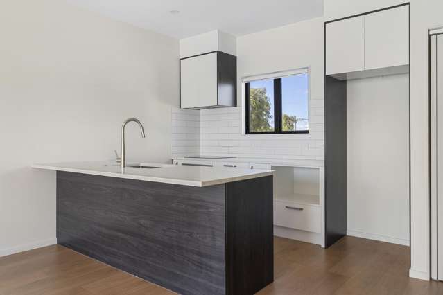 4/21 Erima Avenue Point England_1