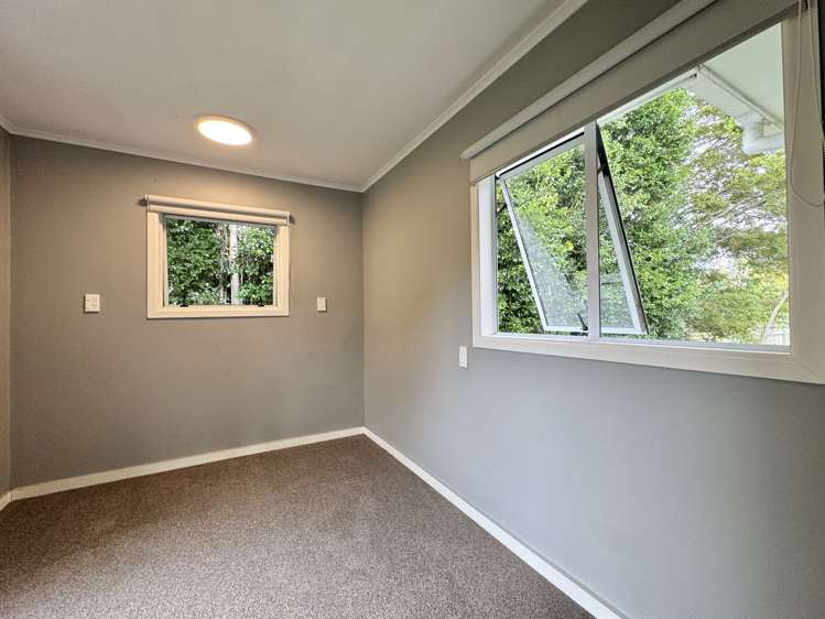 55a Tirimoana Road Te Atatu South_14