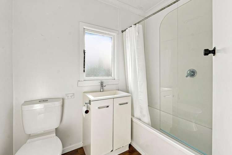 29 High Street Opotiki_16