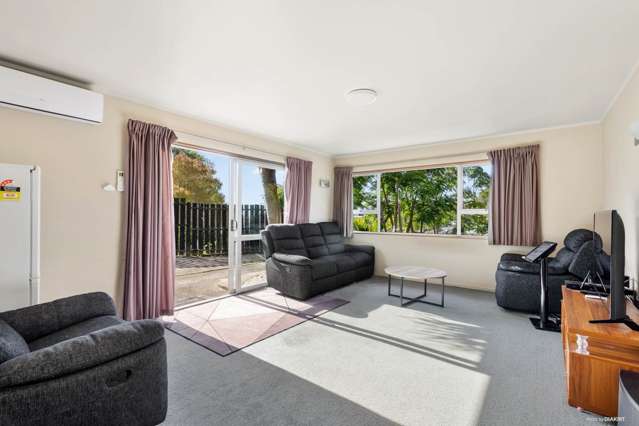 2/39c Coronation Road Hillcrest_4