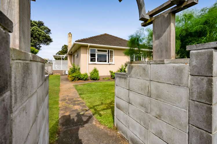 117 Seaview Road Westown_27