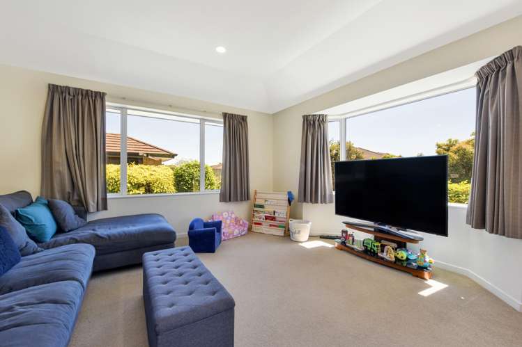 7a Forget-me-not Lane Richmond_11