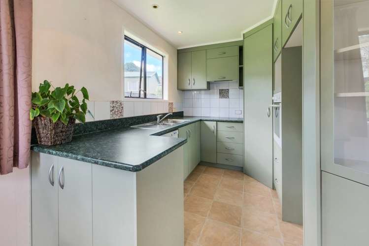 65 Sunvue Road Glen Eden_10