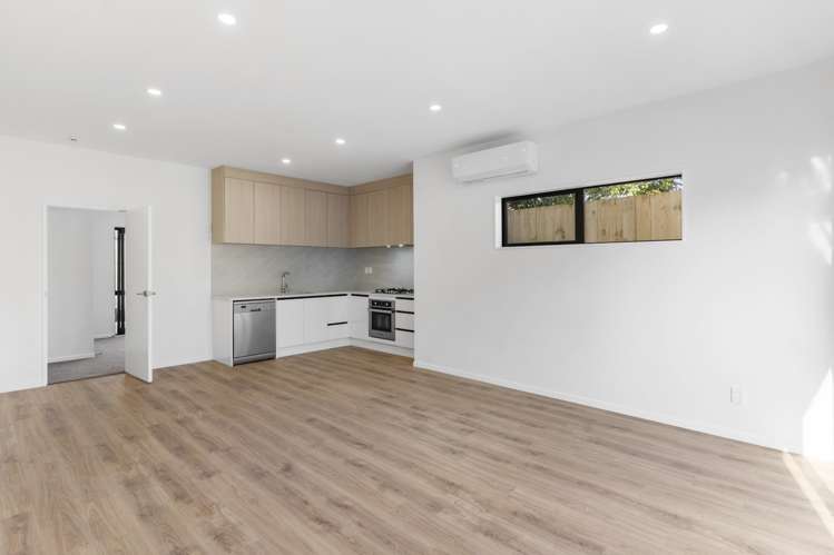 8B Tahinga Street 10887_2
