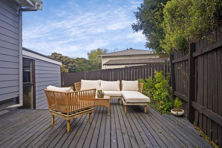 48 Rua Road Glen Eden_13
