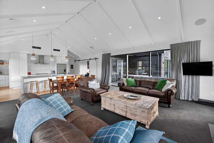 72 Infinity Drive Wanaka_7