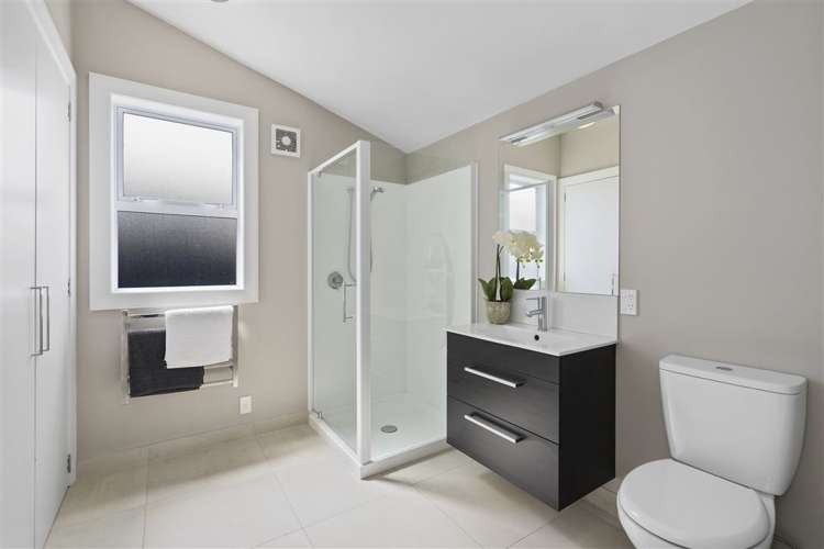 70 Thackeray Place Waltham_11