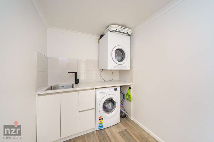 106 West Street Feilding_13