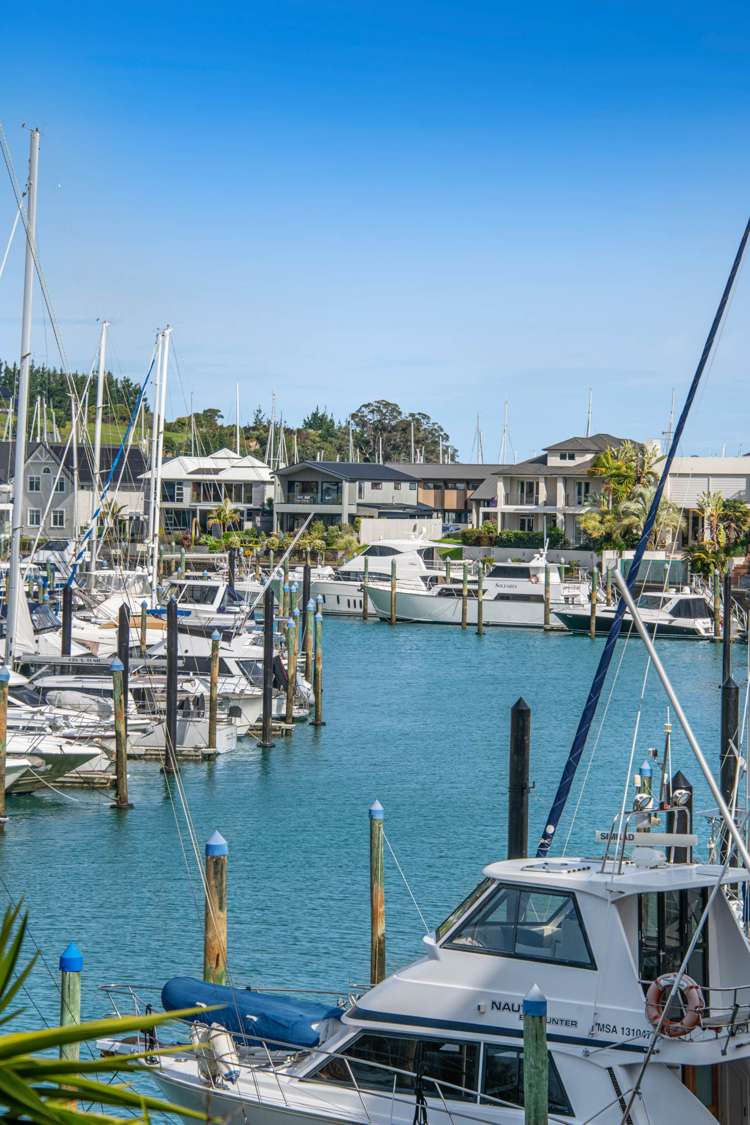 49 Waterside Crescent Gulf Harbour_10