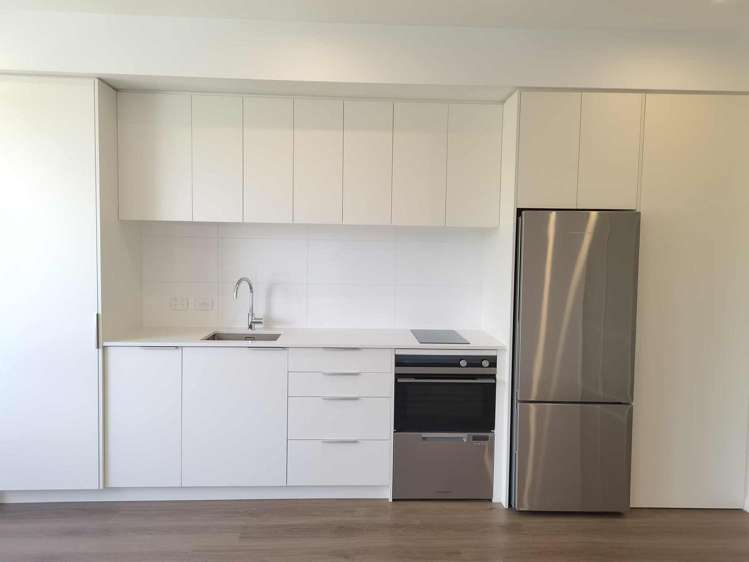 209/2A Oakley Avenue_0