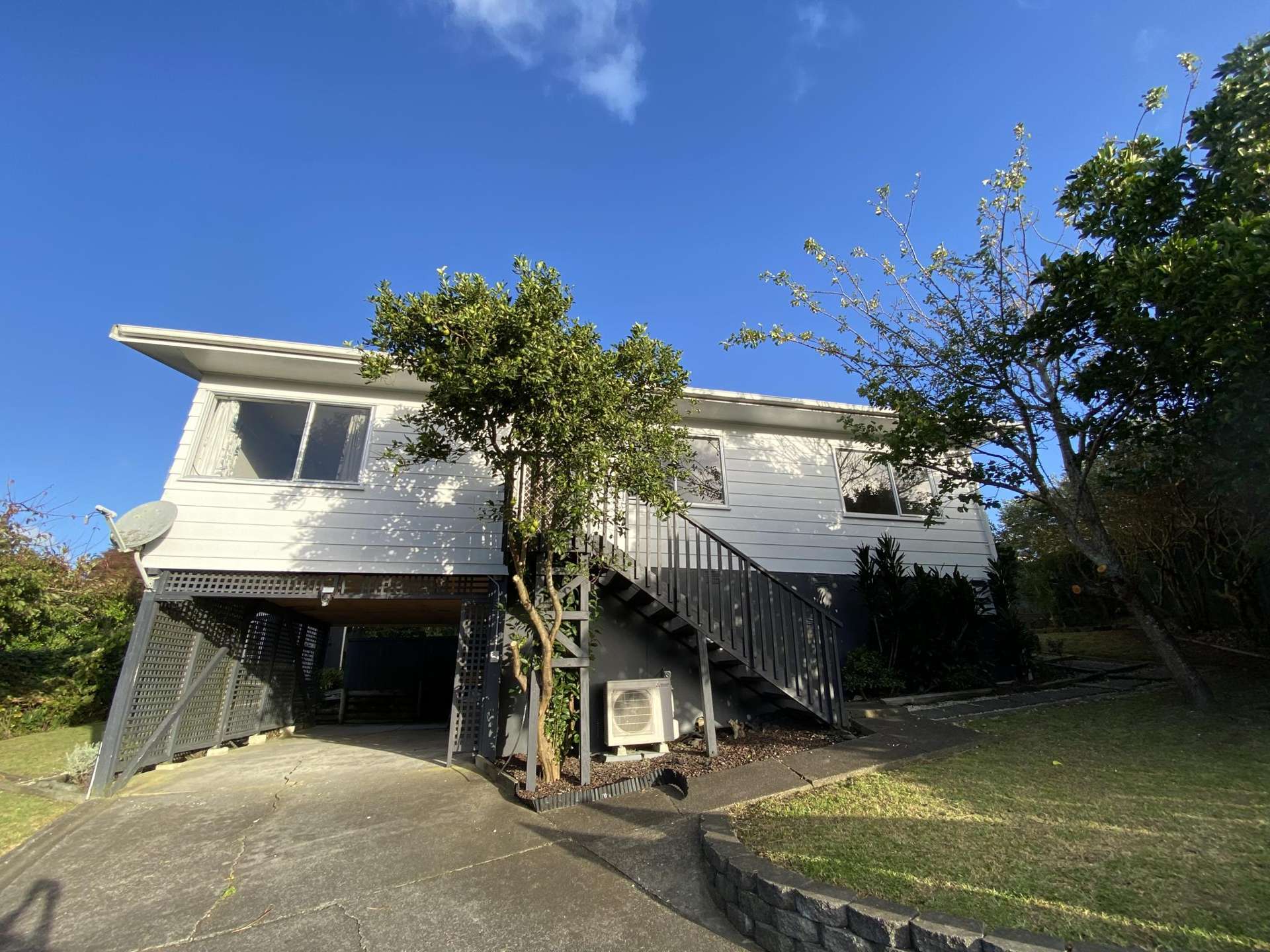 2/34A Helena Street Massey_0