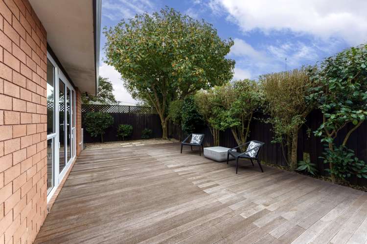 17a Trafford Street Harewood_13