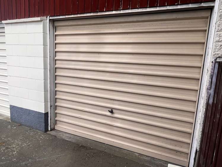 58 Frankleigh Street Somerfield_16