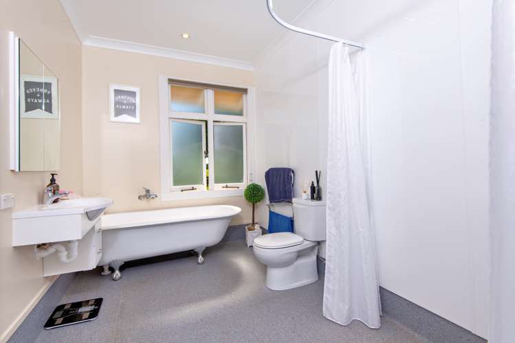 206 Thornton Road Thornton_13