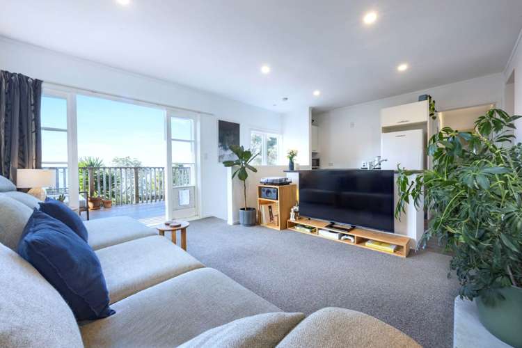 19 Kauri Point Road Laingholm_3