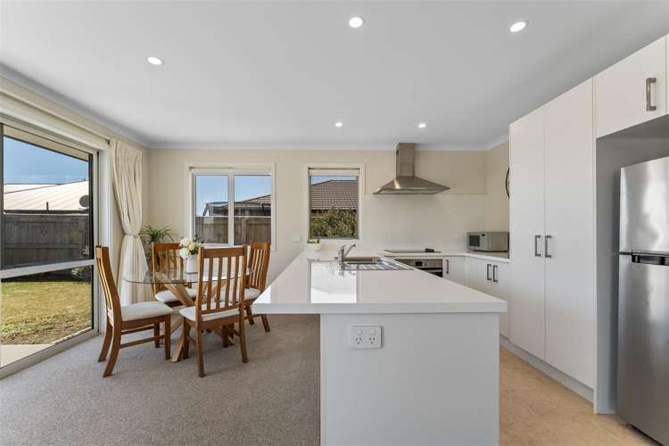 6 Camberley Road Richmond_15