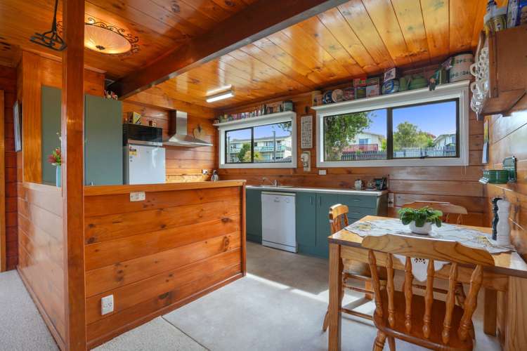 72 West View Crescent Onerahi_8