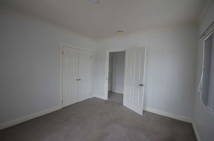 1/134 Clevedon Road Papakura_5