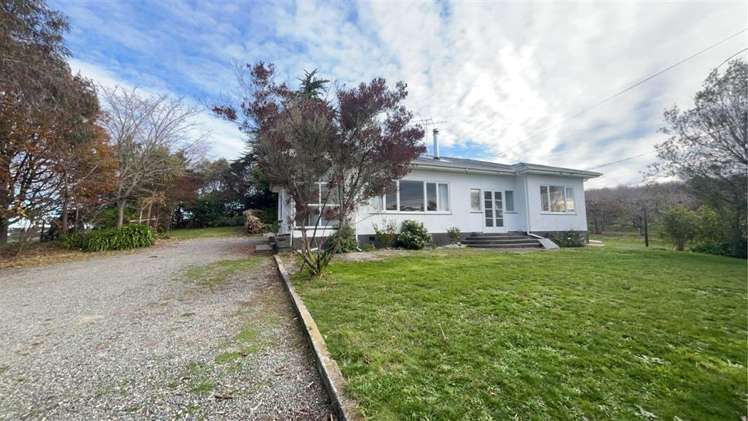 100 Marriages Road_0