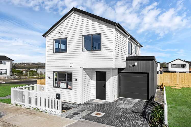 4 Taipahitini Road Karaka_28