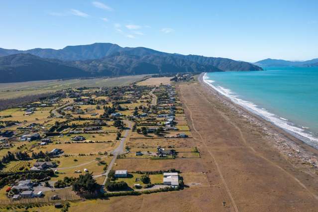 Big Land. Big Views. Very Rarangi