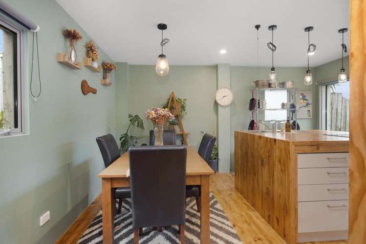 25A Bell Street Tawa_7