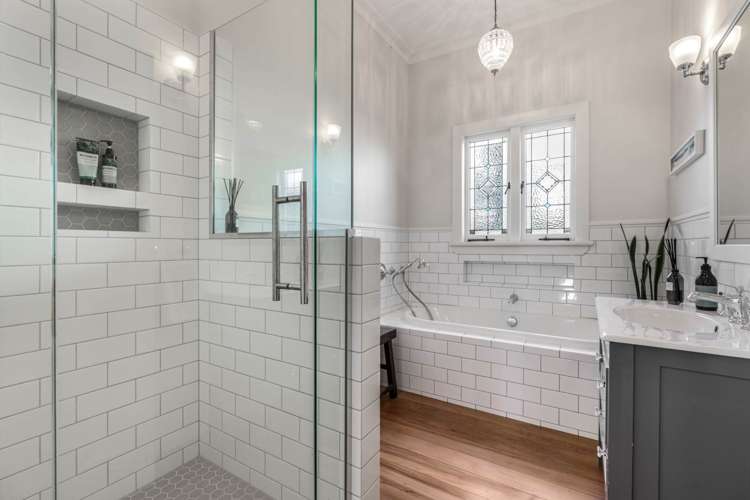 46 Church Street Devonport_19