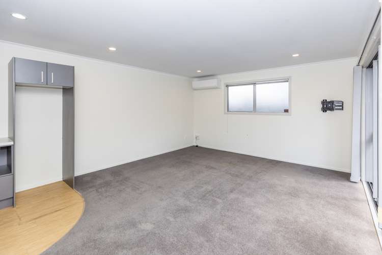 9j Denver Place Hamilton East_13